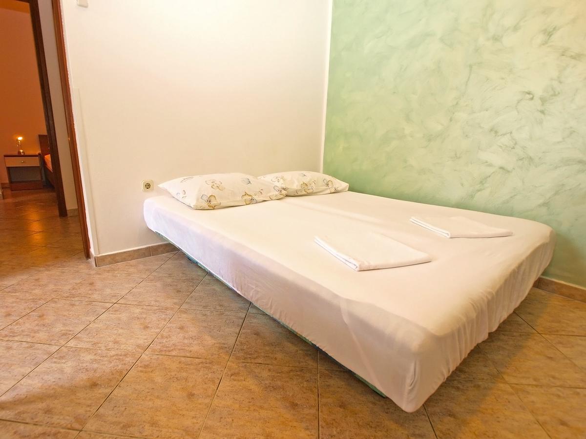 Apartments Slavka 1155 Póla Kültér fotó