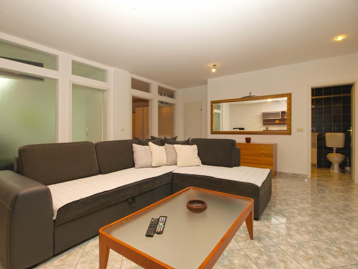 Apartments Slavka 1155 Póla Kültér fotó