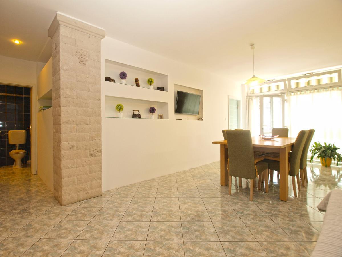 Apartments Slavka 1155 Póla Kültér fotó