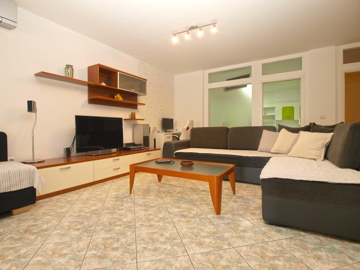 Apartments Slavka 1155 Póla Kültér fotó