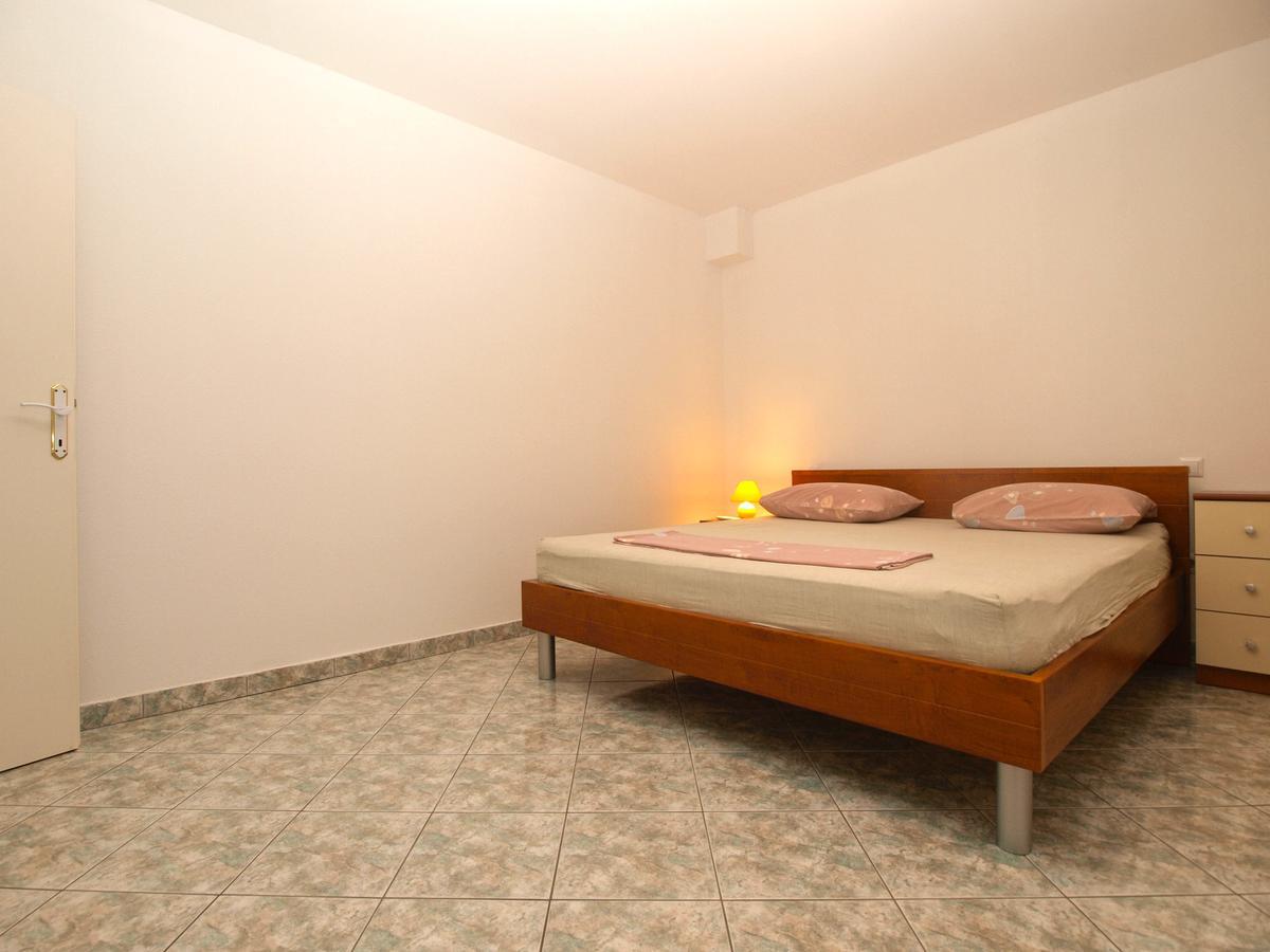 Apartments Slavka 1155 Póla Kültér fotó